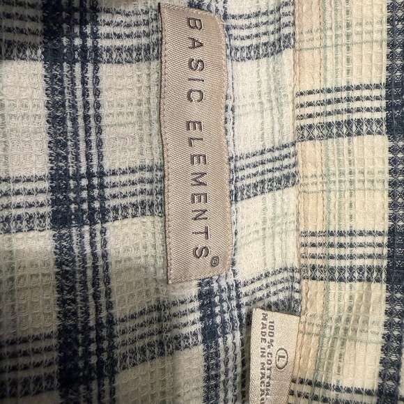 Basic Elements Lightweight Plaid Overshirr - Picture 6 of 6
